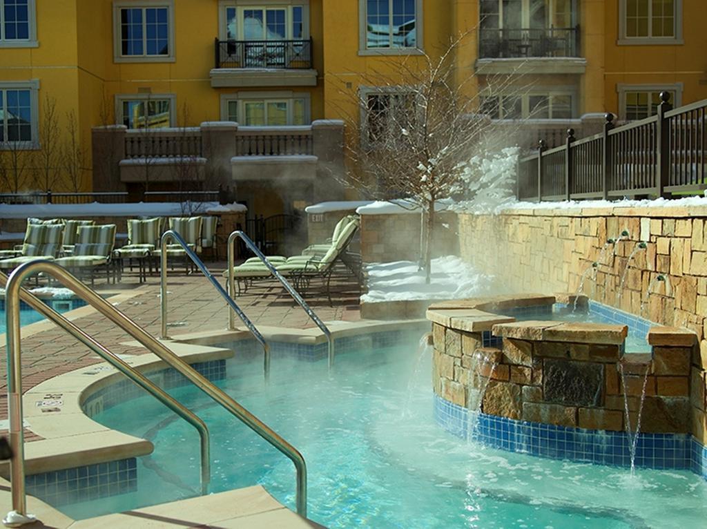 Legendary Lodging At The Ritz Vail Zařízení fotografie