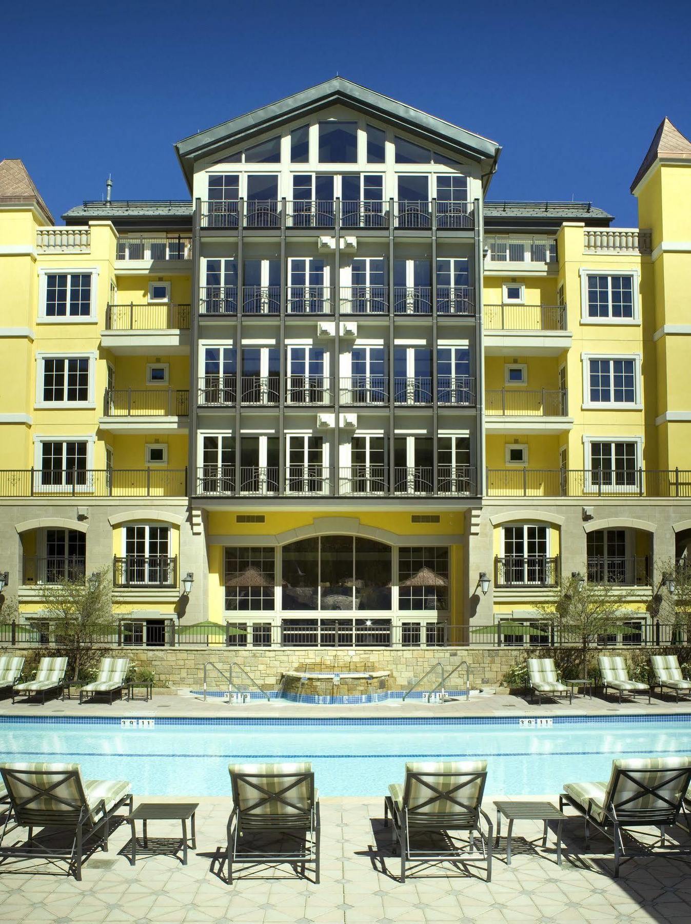 Legendary Lodging At The Ritz Vail Exteriér fotografie